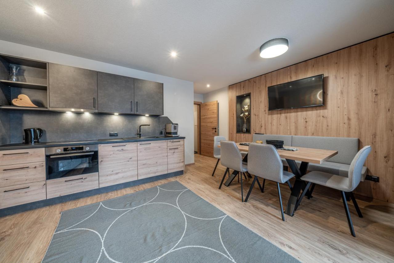 Bergmomente Apartments Solden Bagian luar foto