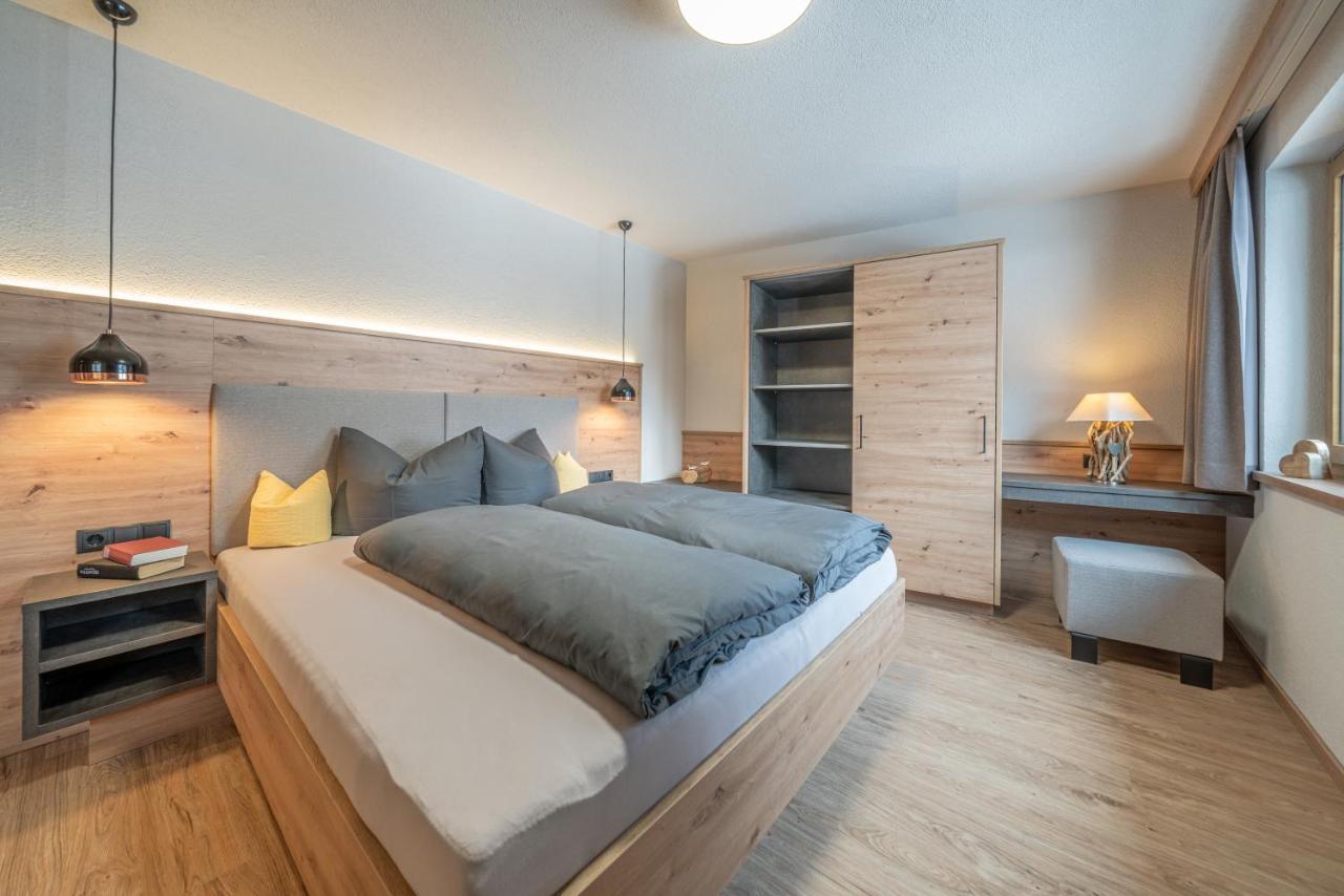 Bergmomente Apartments Solden Bagian luar foto