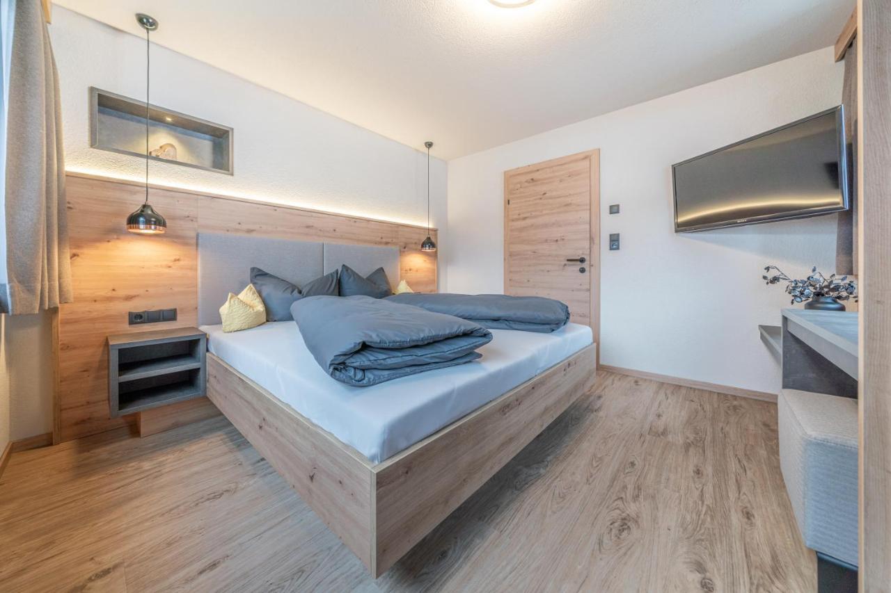 Bergmomente Apartments Solden Bagian luar foto